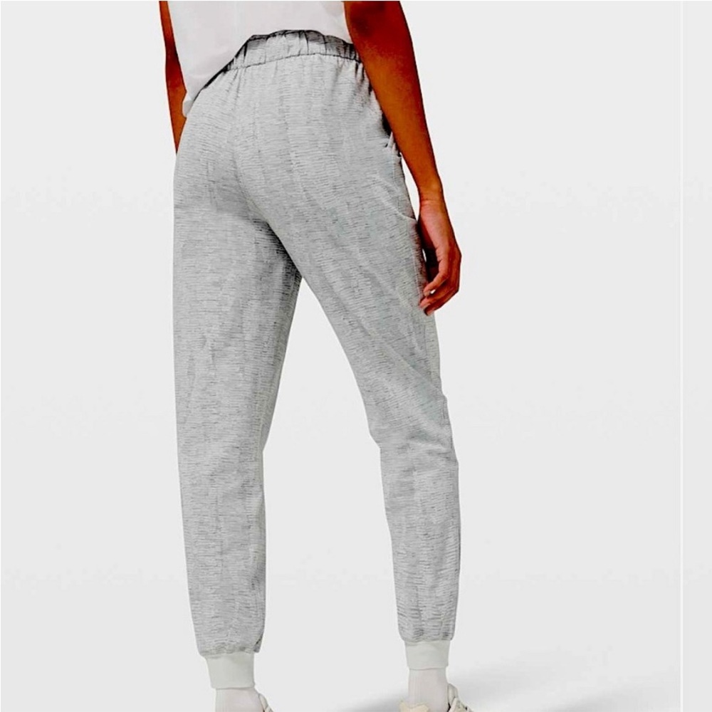 Lululemon High Rise Stretch Jogger Gray Size 6 Lounge Chill Errands
